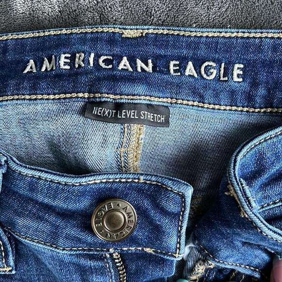 American Eagle Jegging Short - medium wash - Picture 3 of 11